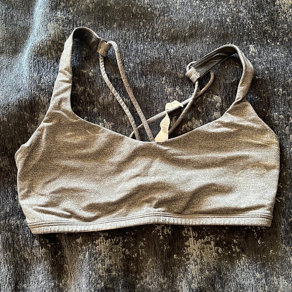 Lululemon Size 6 Sports Bra